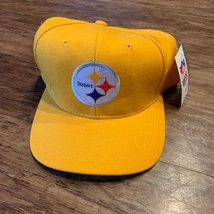 SOLD ‼️ Vintage Pittsburgh Steelers SnapBack Hat